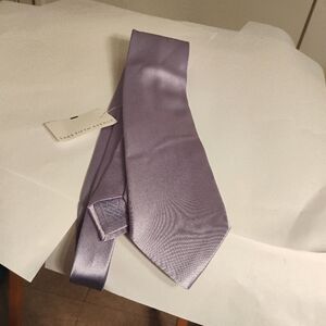 BRIONI Satin Tuxedo Lavender Silk Tie Hand Made In Italy New Display
